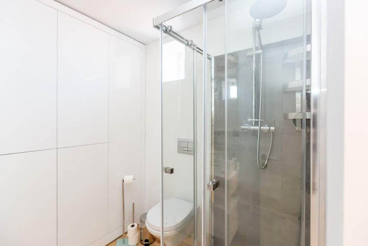 Seaside With A View - 200m Away From The Beach! Appartement